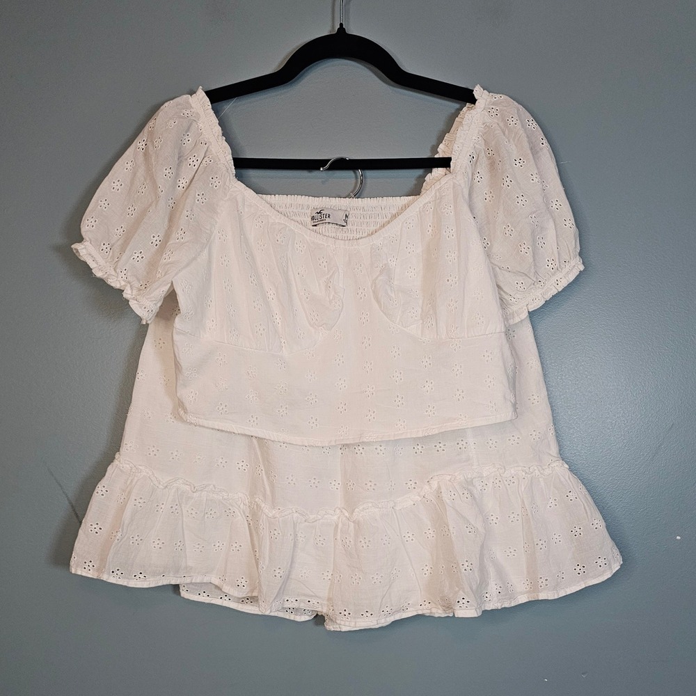 Hollister White Eyelet Square Neck Puff Sleeve Crop Top Ruffle Skirt Set Size M